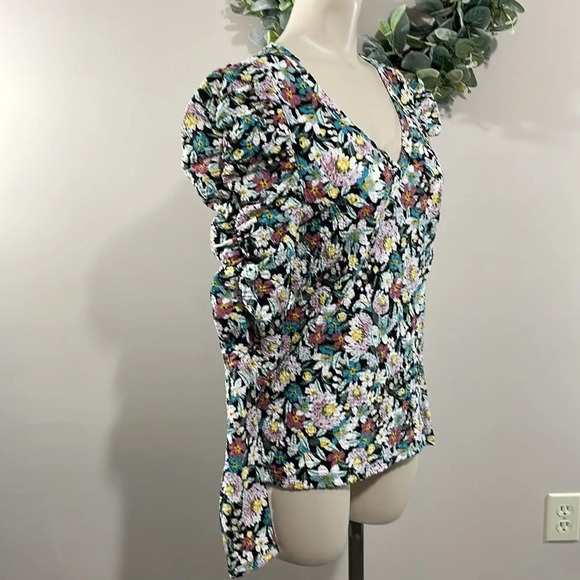 NWT LOFT Floral Shirred Puff Sleeve Top M - Picture 8 of 16